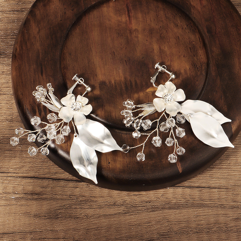 CEH Korean beautiful super fairy earrings versatile leaf crystal earrings bridal wedding dress handmade metal earrings