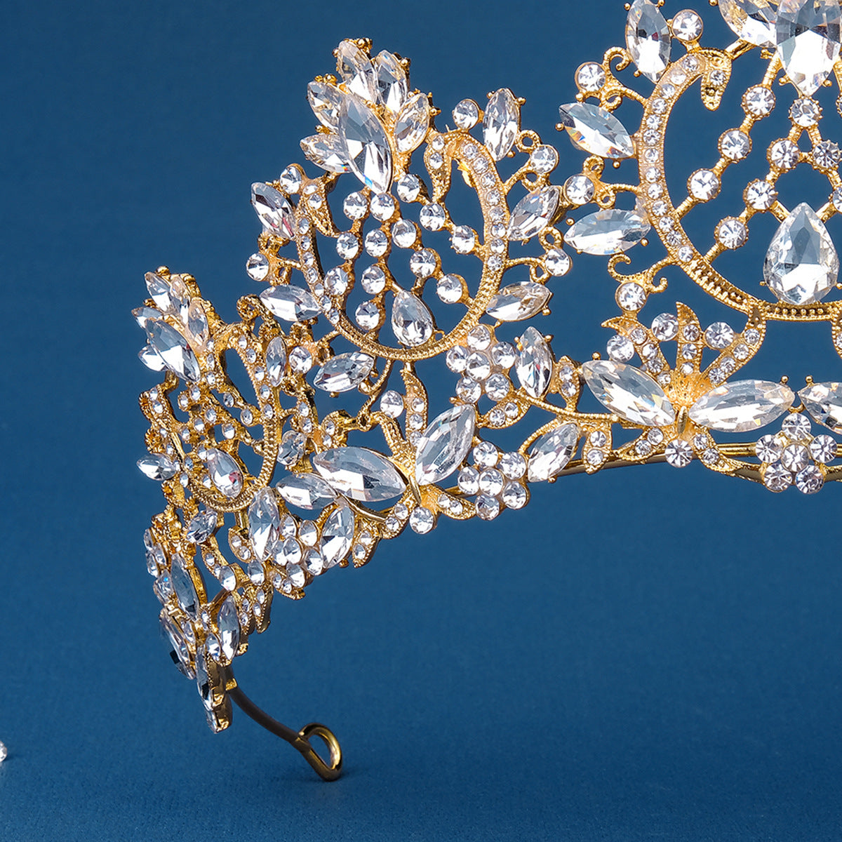 CFG Bridal Hair Accessories Wedding Dress Head Baroque Exaggerated Vintage Crown Alloy Rhinestone Bridal Crown