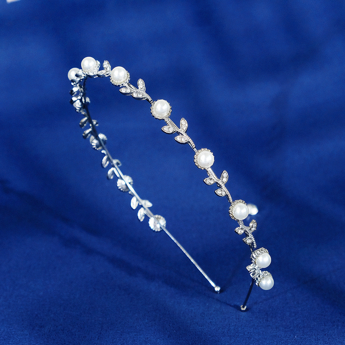 CFG Japanese and Korean style niche hair accessories bridal wedding dress versatile pressure hair headband exquisite pearl rhinestone headband
