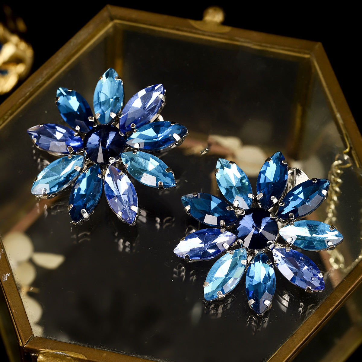 CFQ rhinestone flower hairpin photo photo bangs side clip versatile high-end Christmas and New Year headgear